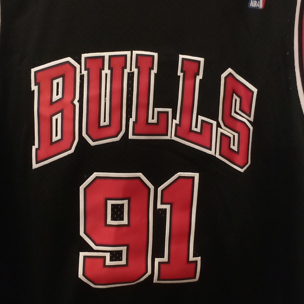 NWT Adidas Dennis Rodman Chicago Bulls Hardwood Classics Swingma XL - Picture 2 of 15
